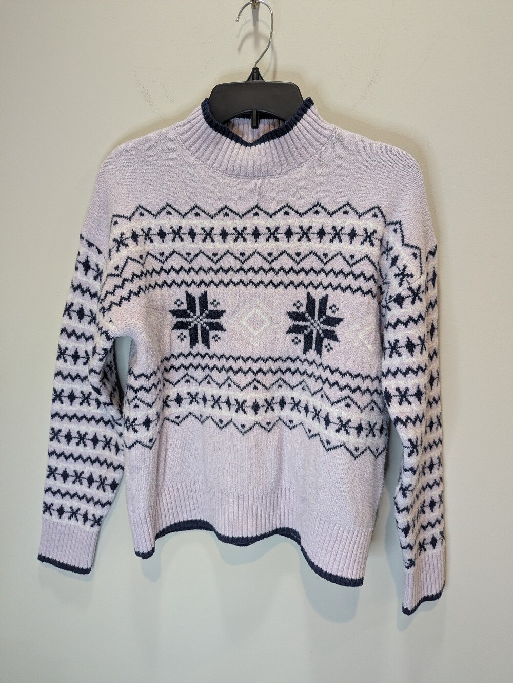BearPaw Nordic Snowflake Super Soft Thick Mockneck Lavender Sweater Size M